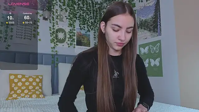 Ashley Pierce online show from 10/04/25, 04:10