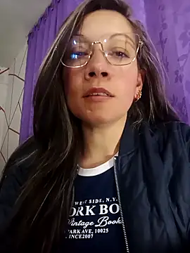 Snapshot of Chriss_girl_of_imaginatio chatting on 12/02/25, 11:11 Chriss girl of imaginatio online show from 12/02/25, 11:11