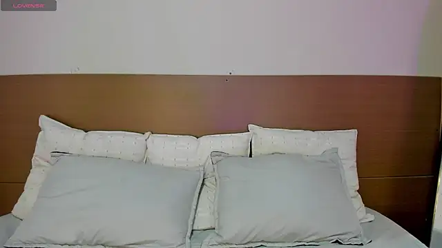 Snapshot of Rachell_criss chatting on 04/14/26, 03:56 Rachell criss online show from 04/14/26, 03:56