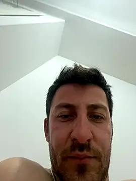 Snapshot of emredenizz07 chatting on 10/10/25, 10:53 emredenizz07 online show from 10/10/25, 10:53