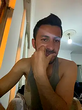 Snapshot of emredenizz07 chatting on 11/03/25, 07:15 emredenizz07 online show from 11/03/25, 07:15