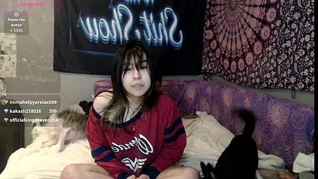 Snapshot of London_Ray chatting on 09/21/25, 06:48 London Ray online show from 09/21/25, 06:48