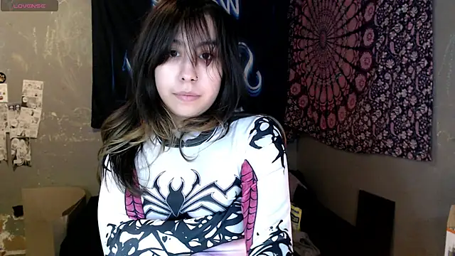 Snapshot of London_Ray chatting on 10/09/25, 06:44 London Ray online show from 10/09/25, 06:44