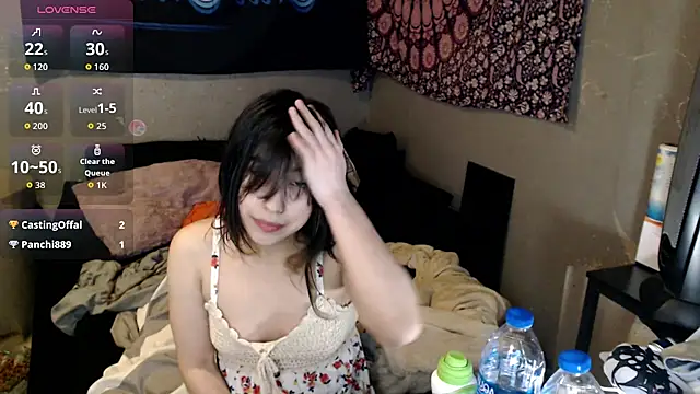 Snapshot of London_Ray chatting on 10/30/25, 08:49 London Ray online show from 10/30/25, 08:49