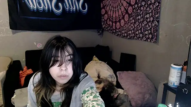 Snapshot of London_Ray chatting on 11/05/25, 07:30 London Ray online show from 11/05/25, 07:30