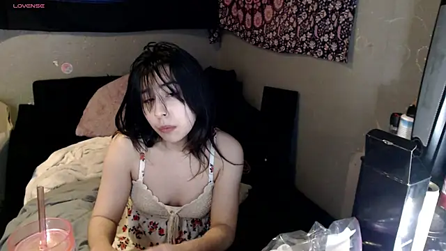 Snapshot of London_Ray chatting on 11/07/25, 07:41 London Ray online show from 11/07/25, 07:41