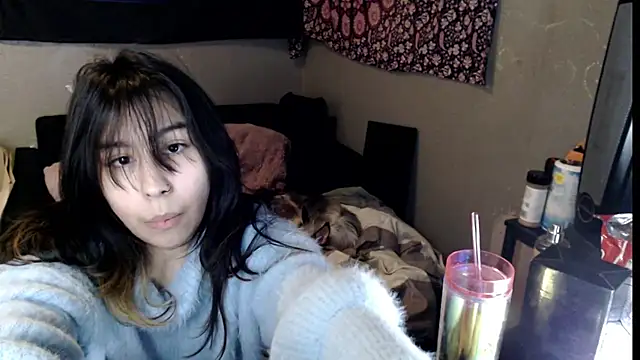 Snapshot of London_Ray chatting on 11/12/25, 10:15 London Ray online show from 11/12/25, 10:15