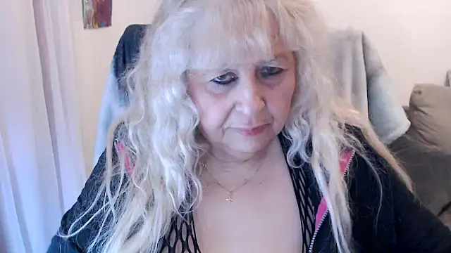 Snapshot of SusiLifeXXX chatting on 11/02/25, 08:33 SusiLifeXXX online show from 11/02/25, 08:33