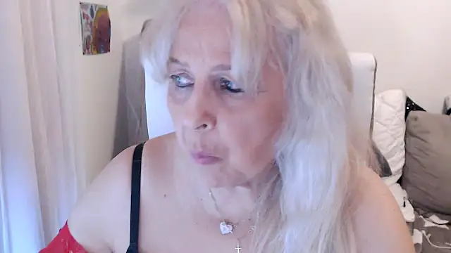 SusiLifeXXX online show from 12/19/25, 07:54