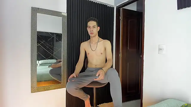 Axel 09 online show from 05/14/26, 03:57