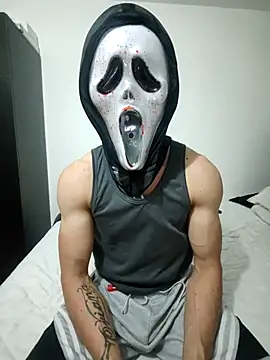 Snapshot of caballero-97 chatting on 10/24/25, 03:14 caballero-97 online show from 10/24/25, 03:14