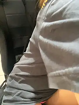 novinhacasada22 online show from 04/11/26, 11:03