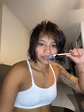 Snapshot of Nia_Desire chatting on 04/30/26, 07:14 Nia Desire online show from 04/30/26, 07:14