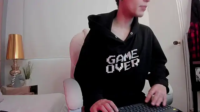 dark sun302 online show from 10/15/25, 09:48