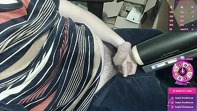 Snapshot of crocbite chatting on 03/23/26, 05:17 crocbite online show from 03/23/26, 05:17