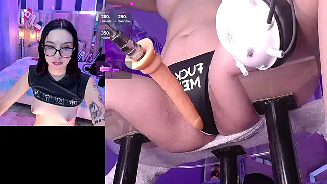 Snapshot of NicoleFerrel chatting on 06/15/26, 03:14 NicoleFerrel online show from 06/15/26, 03:14