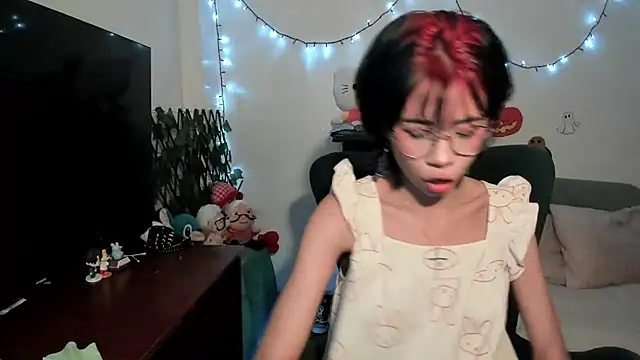 dolliette24 online show from 11/02/25, 08:00