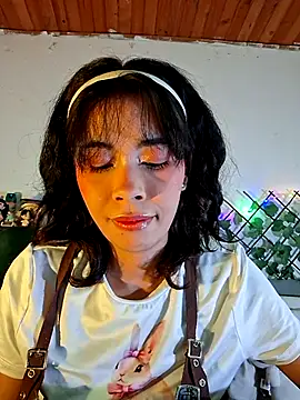 Snapshot of dolliette24 chatting on 07/16/26, 05:13 dolliette24 online show from 07/16/26, 05:13
