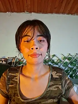 Snapshot of dolliette24 chatting on 07/21/26, 03:31 dolliette24 online show from 07/21/26, 03:31