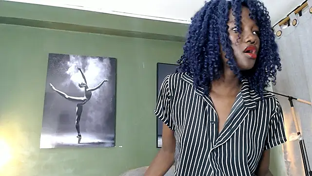 Snapshot of Evaa_18 chatting on 09/10/25, 05:35 Evaa 18 online show from 09/10/25, 05:35