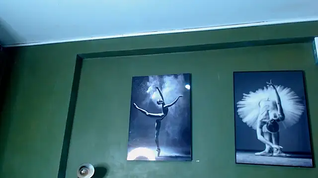 Snapshot of Evaa_18 chatting on 10/01/25, 05:30 Evaa 18 online show from 10/01/25, 05:30