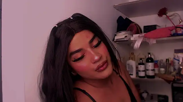 vicky carrington online show from 10/13/25, 08:25