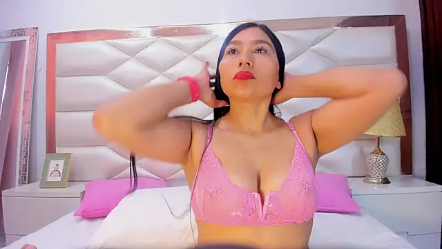 KarinaGomezxxx online show from 09/25/25, 12:53