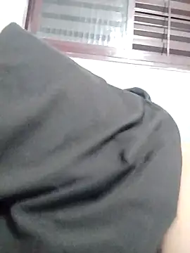 Snapshot of gordinovin18 chatting on 03/14/26, 02:17 gordinovin18 online show from 03/14/26, 02:17