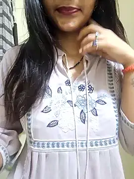 Snapshot of Raj-kumari chatting on 06/18/26, 04:44 Raj-kumari online show from 06/18/26, 04:44