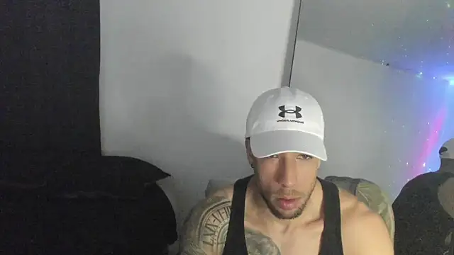 Snapshot of ThiagoLugo chatting on 03/30/26, 03:18 ThiagoLugo online show from 03/30/26, 03:18