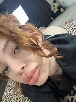 Snapshot of Hannah_xBaby chatting on 03/27/26, 12:16 Hannah xBaby online show from 03/27/26, 12:16