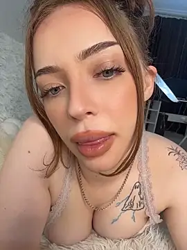 Hannah xBaby online show from 06/05/26, 12:11