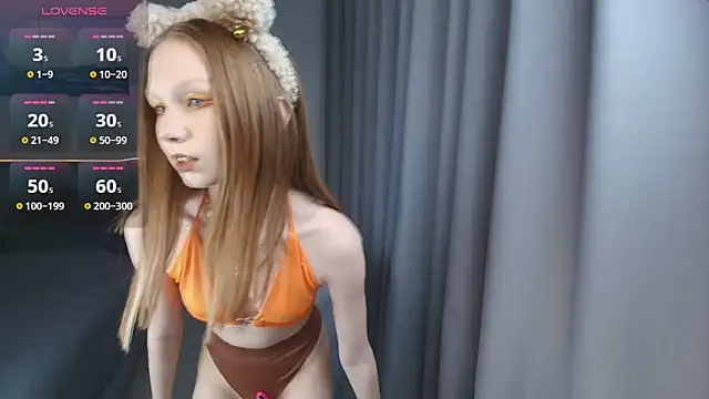 FoxyMira online show from 09/22/25, 01:24