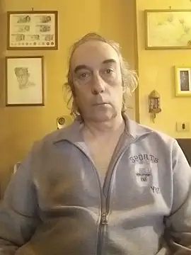 Snapshot of bi_dare chatting on 03/26/26, 12:11 bi dare online show from 03/26/26, 12:11