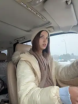 DollyTall online show from 11/06/25, 08:37