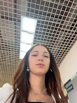 DollyTall online show from 04/09/26, 06:13