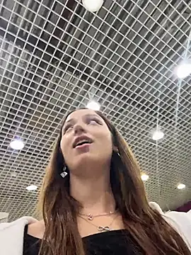 DollyTall online show from 04/09/26, 06:19