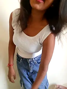 Snapshot of AnkitaDevi chatting on 06/24/26, 04:11 AnkitaDevi online show from 06/24/26, 04:11
