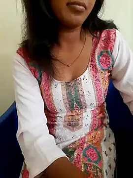 Snapshot of AnkitaDevi chatting on 07/10/26, 03:33 AnkitaDevi online show from 07/10/26, 03:33