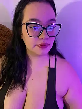 Emily Taylor2 online show from 09/14/25, 03:38