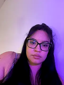 Emily Taylor2 online show from 10/01/25, 02:28