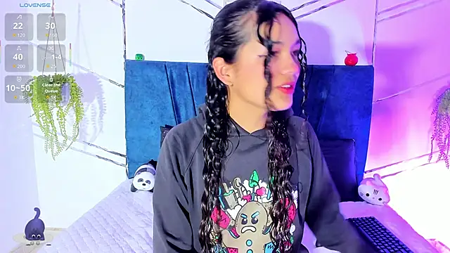 Camilla Miller01 online show from 11/15/25, 01:18