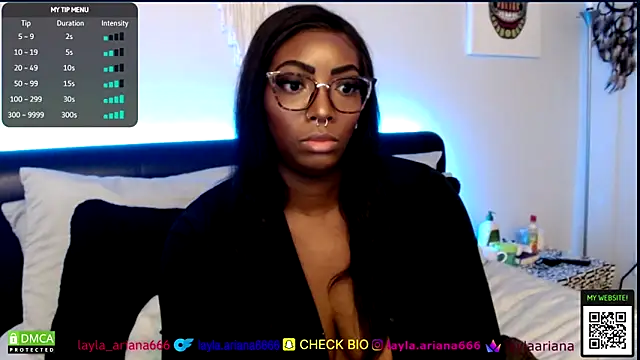 LaylaAriana online show from 11/07/25, 03:50