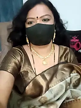Snapshot of Niharika555 chatting on 04/18/26, 07:58 Niharika555 online show from 04/18/26, 07:58
