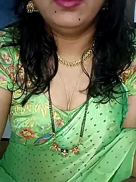 Snapshot of Niharika555 chatting on 05/15/26, 05:09 Niharika555 online show from 05/15/26, 05:09