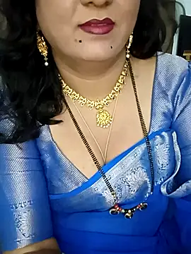Snapshot of Niharika555 chatting on 05/21/26, 04:25 Niharika555 online show from 05/21/26, 04:25