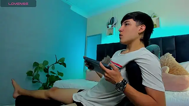 Ares di martin online show from 09/22/25, 02:19