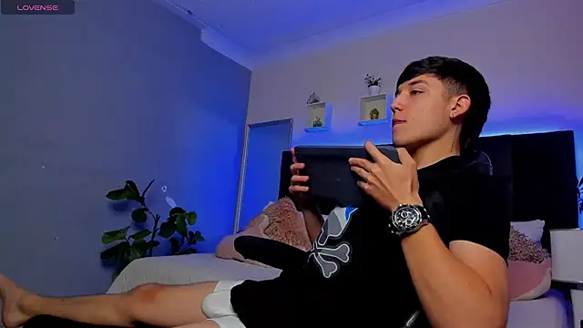 Ares di martin online show from 12/13/25, 07:53