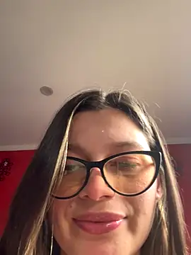 Snapshot of KoraSweett chatting on 12/02/25, 07:31 KoraSweett online show from 12/02/25, 07:31