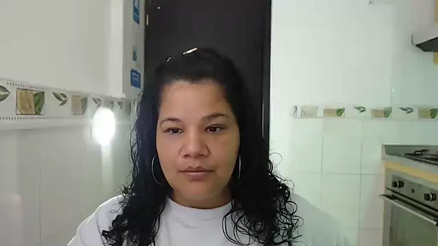 Snapshot of May_fk chatting on 01/10/26, 02:13 May fk online show from 01/10/26, 02:13